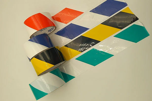 Tape Peringatan: Pengawal Visual Vital kanggo Keamanan Umum lan Pekerja